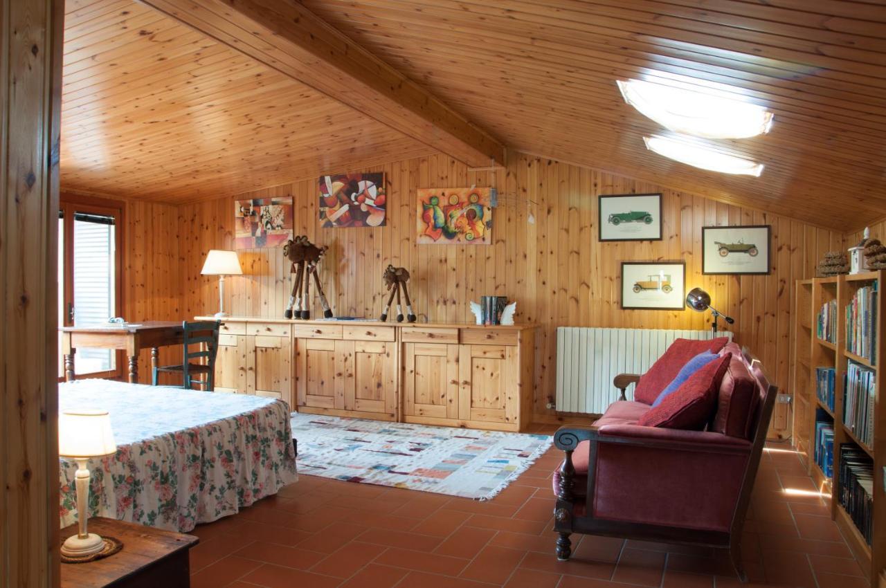 Casa Del Merlo SantʼAndrea di Compito 외부 사진